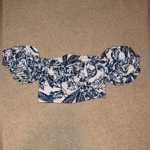 BNWT Abercrombie off the shoulder crop top